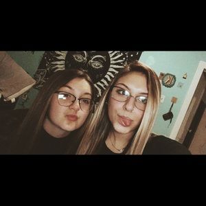 Meet your Posher, Jenna